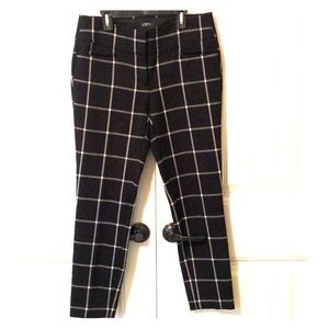 Black and White Plaid/Checked Skinny Pants